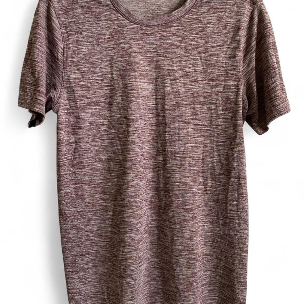Lululemon Men's Metal Vent Tech Short Sleeve Shirt Maroon Size S